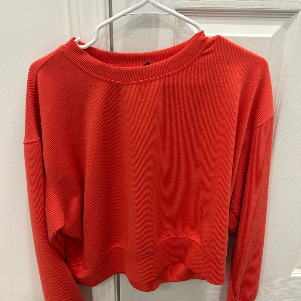 Women's Red Ribbed Top - Picture 1 of 2